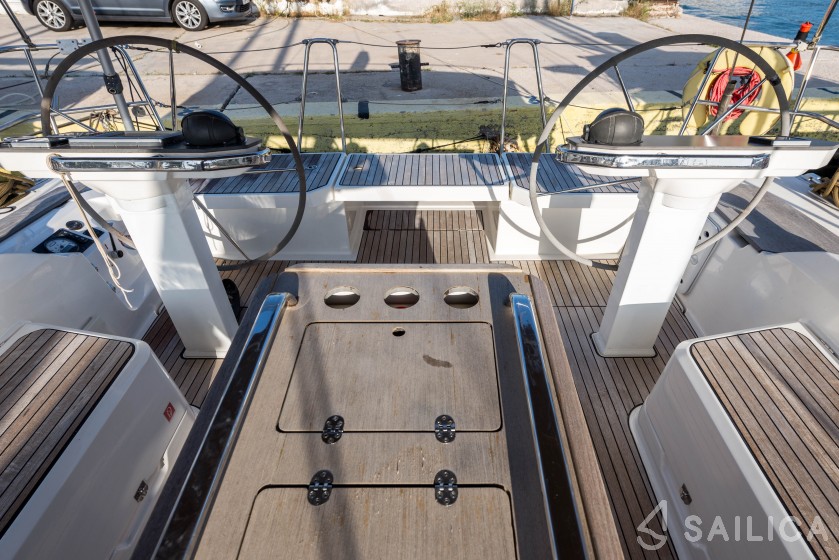 Bavaria Cruiser 56 - Yacht Charter Sailica