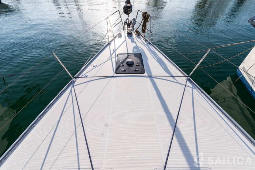 Bavaria Cruiser 56 - Yacht Charter Sailica