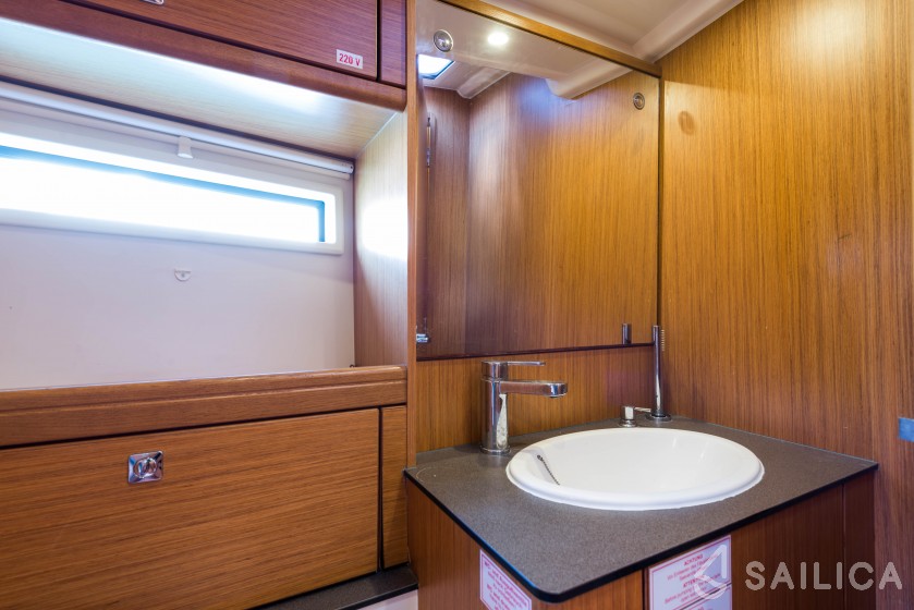 Bavaria Cruiser 56 - Yacht Charter Sailica