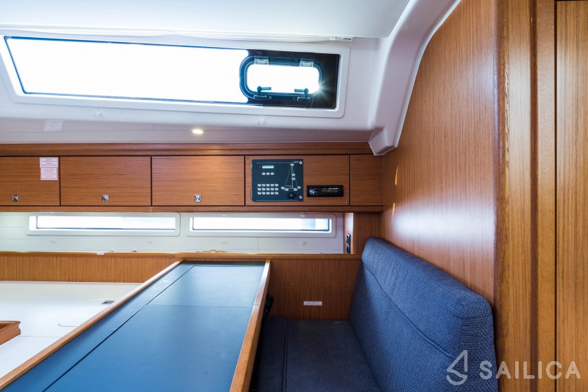 Bavaria Cruiser 56 - Yacht Charter Sailica