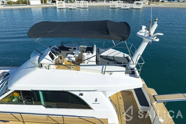 Antares 13.80 - Yacht Charter Sailica