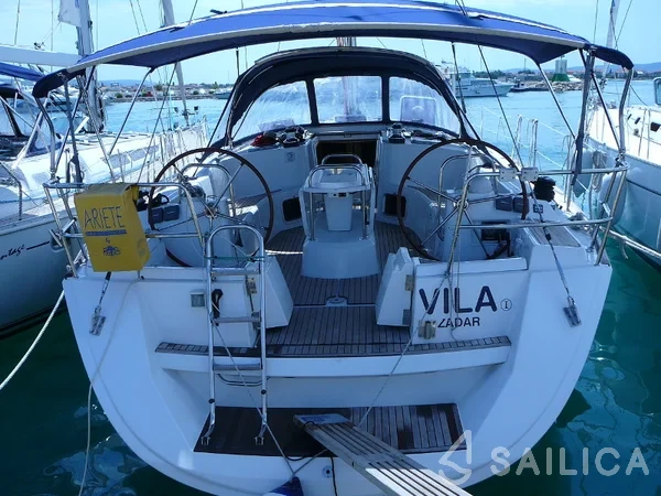 Sun Odyssey 49i - Yacht Charter Sailica