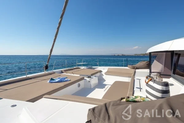 Bali 5.4. - Yacht Charter Sailica