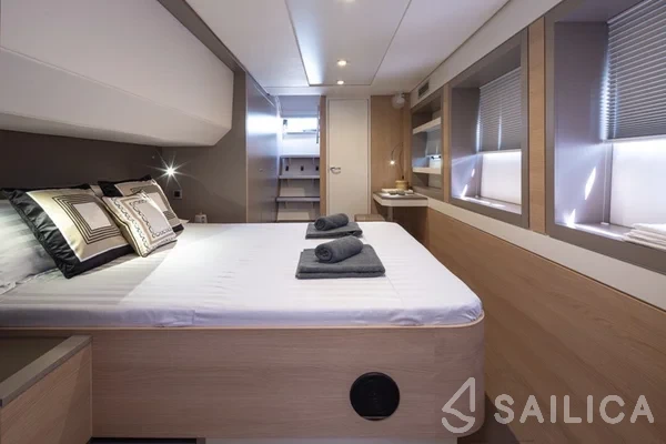 Bali 5.4. - Yacht Charter Sailica