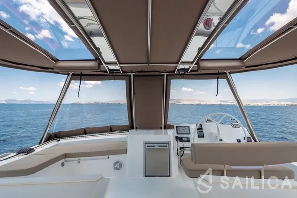 Bali 5.4. - Yacht Charter Sailica