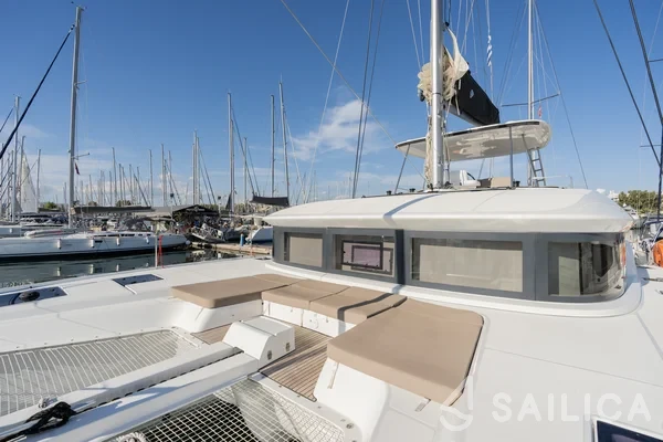 Lagoon 50 - Yacht Charter Sailica