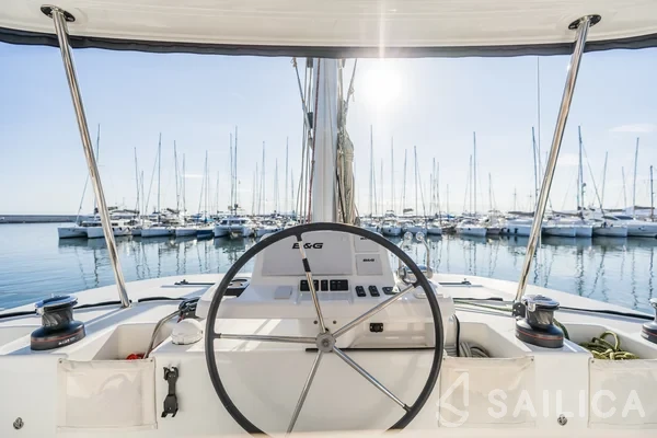 Lagoon 50 - Yacht Charter Sailica