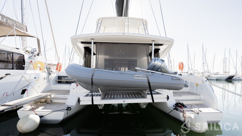 Lagoon 50 - Yacht Charter Sailica