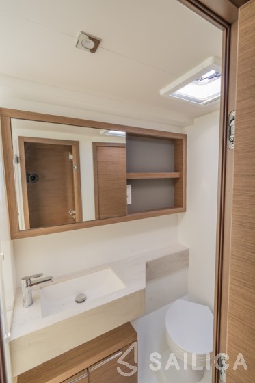 Lagoon 50 - Yacht Charter Sailica