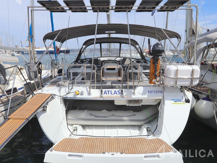Jeanneau 58 - Yacht Charter Sailica