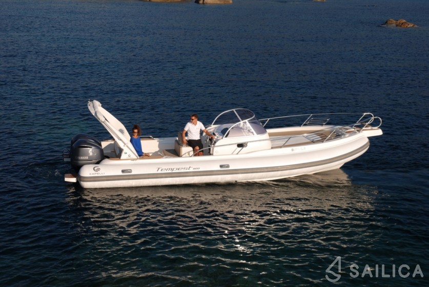 Tempest 900 - Yacht Charter Sailica