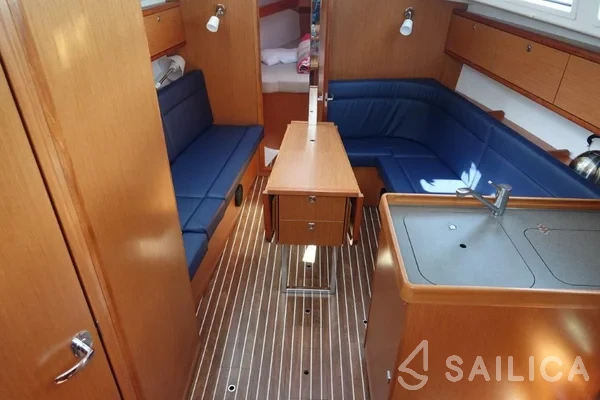 Bavaria 34 Cruiser - Yacht Charter Sailica