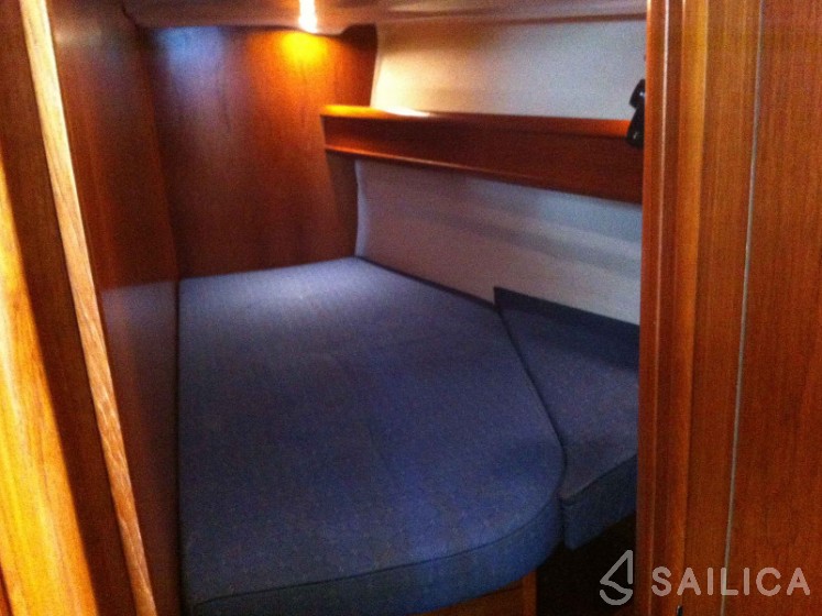 Sun Odyssey 49DS - Yacht Charter Sailica