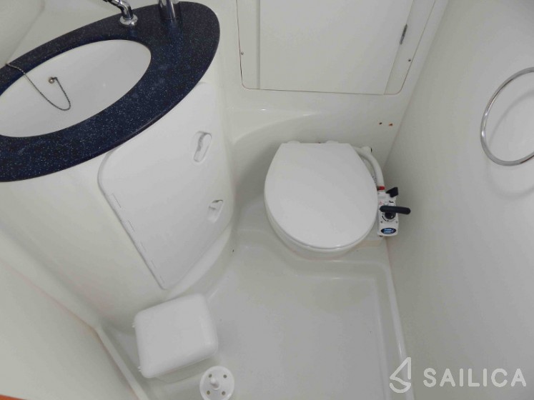 Cyclades 50.5 - Yacht Charter Sailica