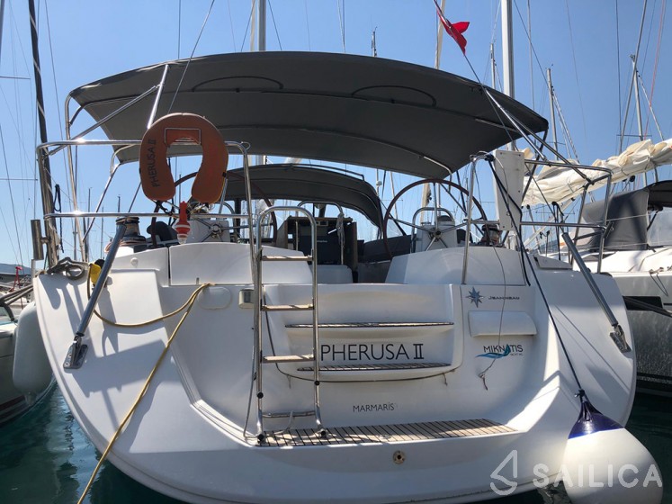Jeanneau 53 - Yacht Charter Sailica