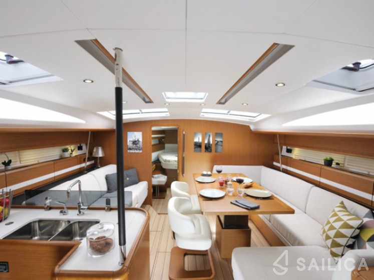 Jeanneau 53 - Yacht Charter Sailica