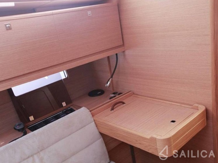 Dufour 382 GL - Yacht Charter Sailica