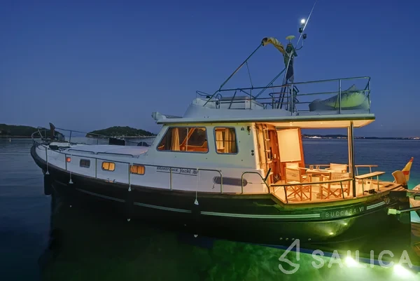 Menorquin 160 - Yacht Charter Sailica