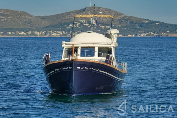 Menorquin 160 - Yacht Charter Sailica