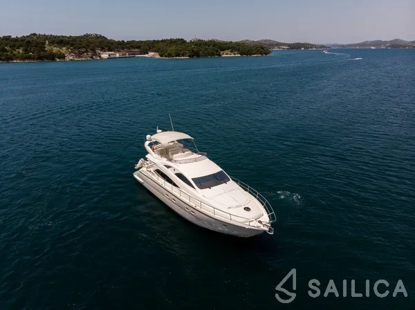 Aicon 56 - Yacht Charter Sailica