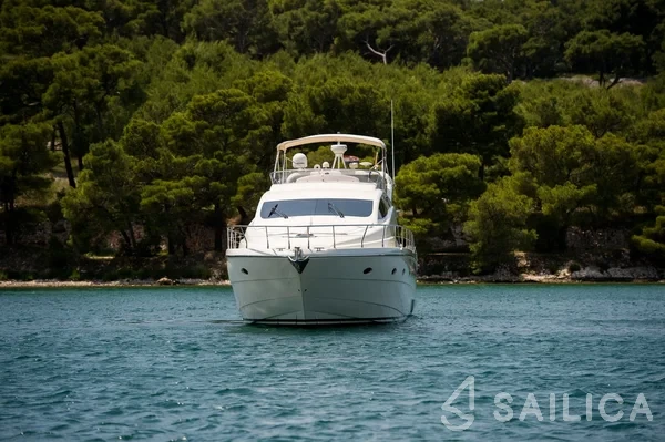Aicon 56 - Yacht Charter Sailica