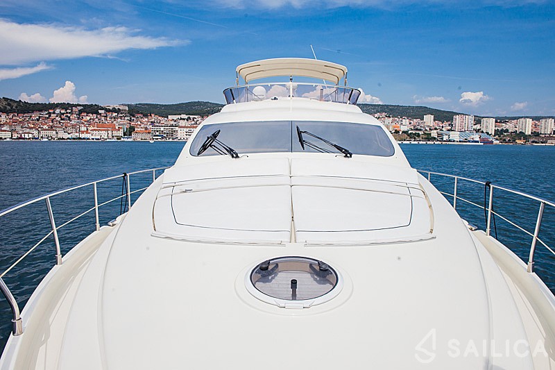 Aicon 56 - Yacht Charter Sailica
