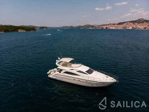 Aicon 56 - Yacht Charter Sailica