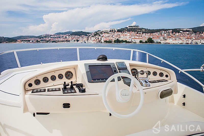 Aicon 56 - Yacht Charter Sailica