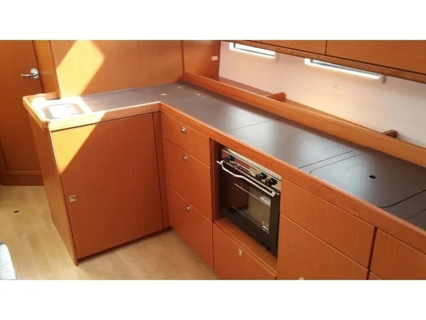 Bavaria 46 Cruiser - Yacht Charter Sailica