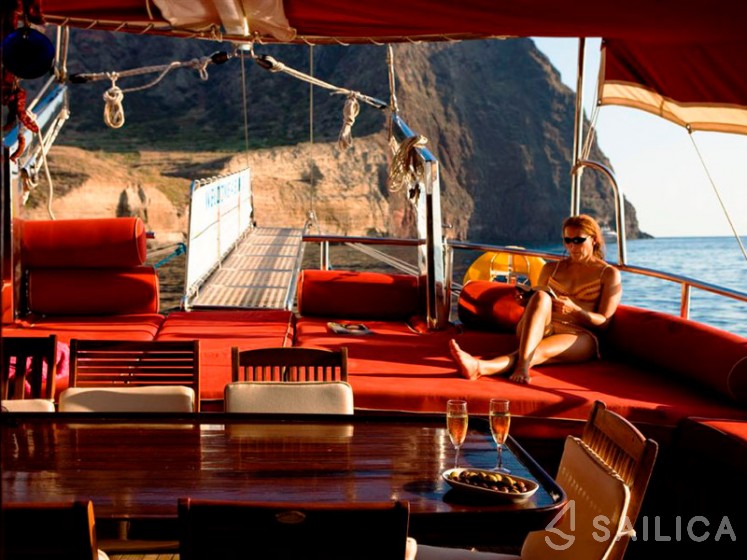 Gulet - Yacht Charter Sailica
