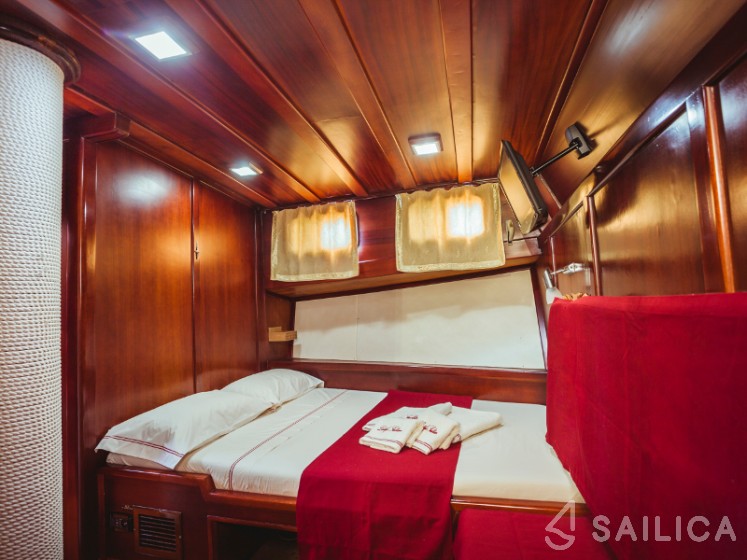 Gulet - Yacht Charter Sailica