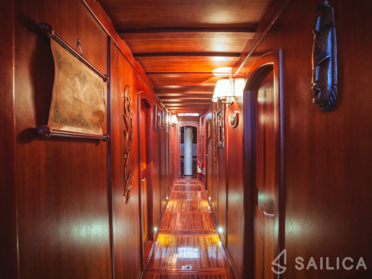 Gulet - Yacht Charter Sailica