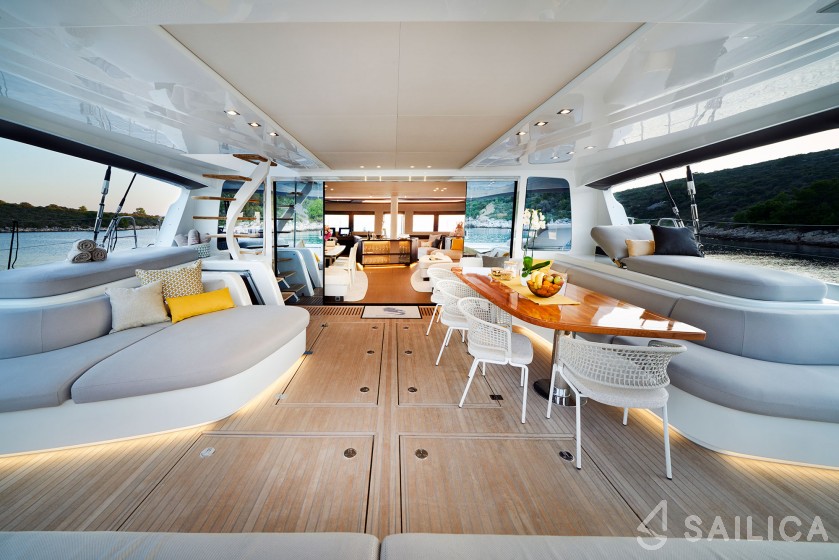 Lagoon Seventy 7 - Yacht Charter Sailica