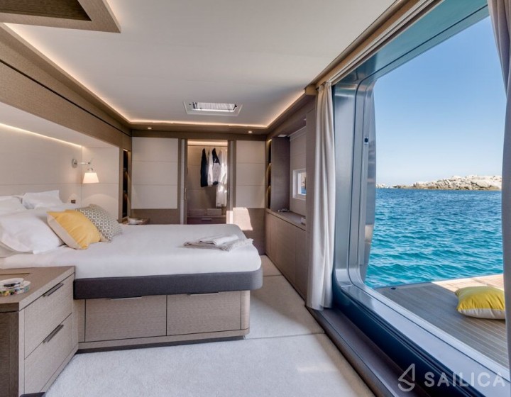 Lagoon Seventy 7 - Yacht Charter Sailica
