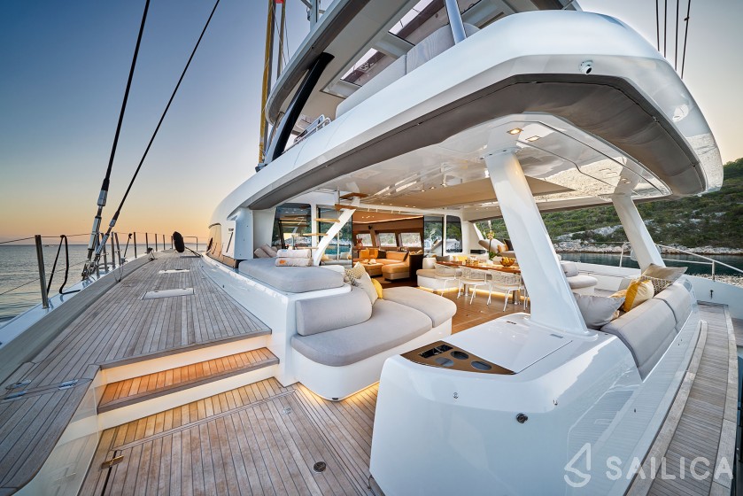 Lagoon Seventy 7 - Yacht Charter Sailica