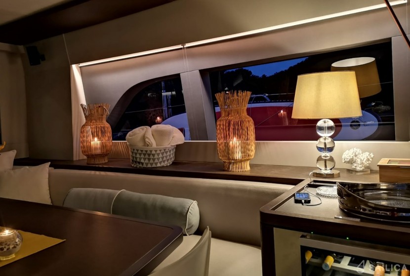 Lagoon Seventy 7 - Yacht Charter Sailica