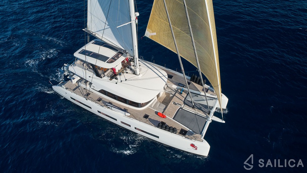 Lagoon Seventy 7 - Yacht Charter Sailica