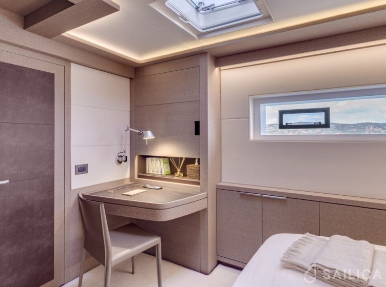 Lagoon Seventy 7 - Yacht Charter Sailica