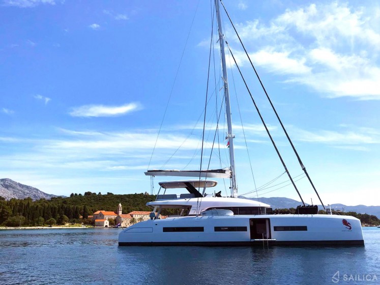 Lagoon Seventy 7 - Yacht Charter Sailica