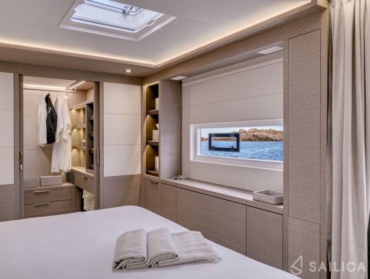 Lagoon Seventy 7 - Yacht Charter Sailica