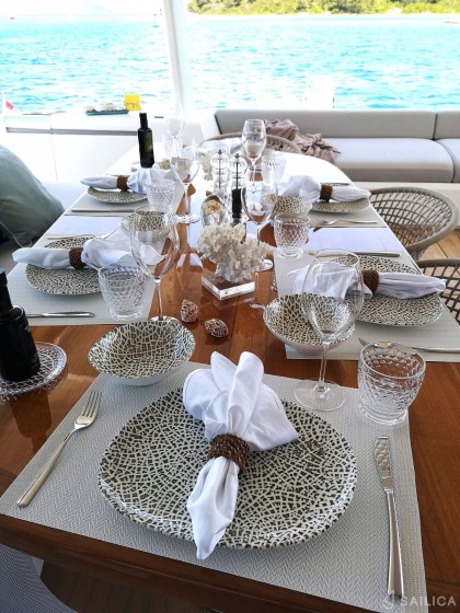 Lagoon Seventy 7 - Yacht Charter Sailica