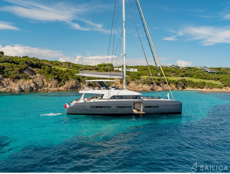Lagoon Seventy 7 - Yacht Charter Sailica
