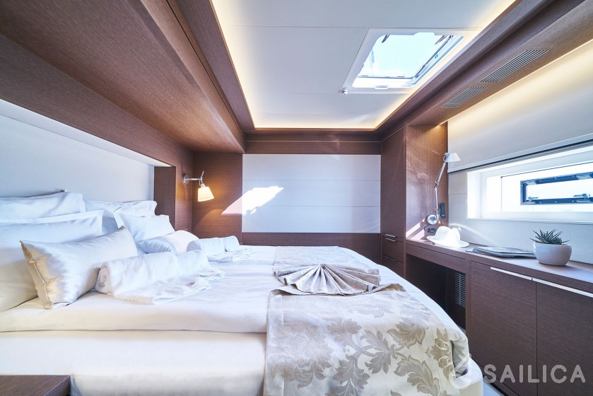 Lagoon Seventy 7 - Yacht Charter Sailica