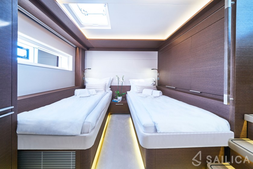 Lagoon Seventy 7 - Yacht Charter Sailica