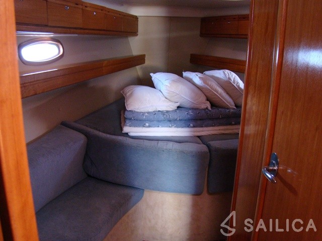Bavaria 39 Cruiser - Yacht Charter Sailica