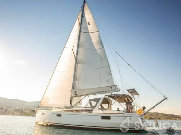 Oceanis 48 - Yacht Charter Sailica