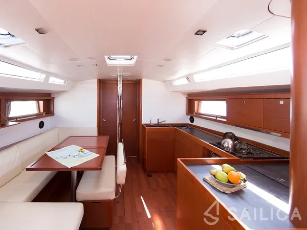 Oceanis 48 - Yacht Charter Sailica