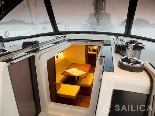 Oceanis 48 - Yacht Charter Sailica