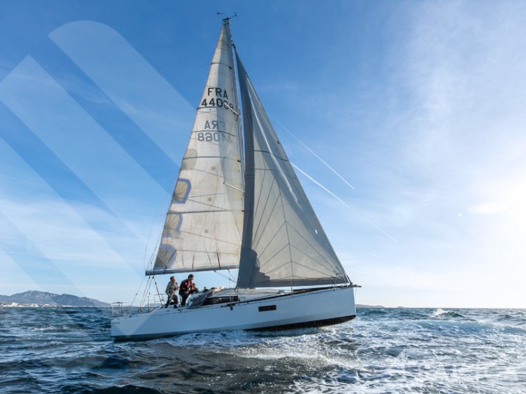 Pogo 30 - Yacht Charter Sailica