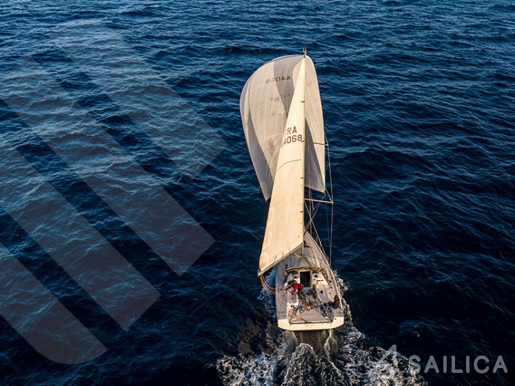 Pogo 30 - Yacht Charter Sailica